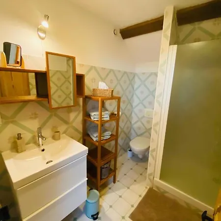 Ferme De Montecouvez Bed & Breakfast 3*