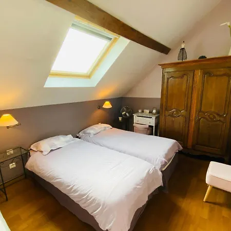 Ferme De Montecouvez Crèvecoeur-sur-lʼEscaut