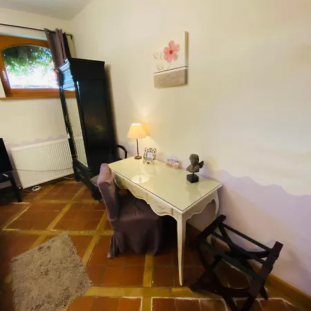 Bed & Breakfast Ferme De Montecouvez 3*