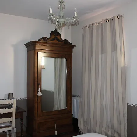 Ferme De Montecouvez Bed & Breakfast