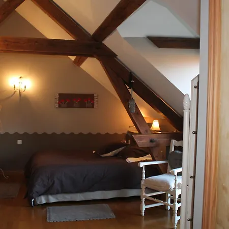 Ferme De Montecouvez Bed & Breakfast 3*
