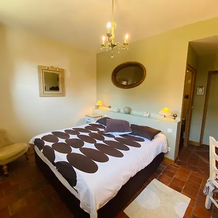 Ferme De Montecouvez Bed & Breakfast 3*